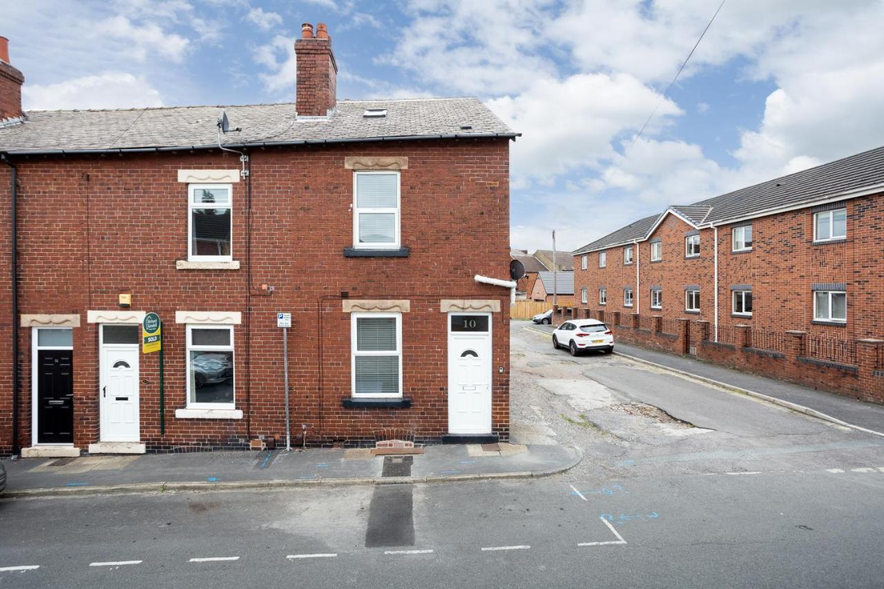 Whole House In Centre Of Town Ideal For Contractors And Professionals Villa Normanton  Exterior photo